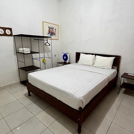 Buana Asti Homestay Selemadeg Exteriör bild