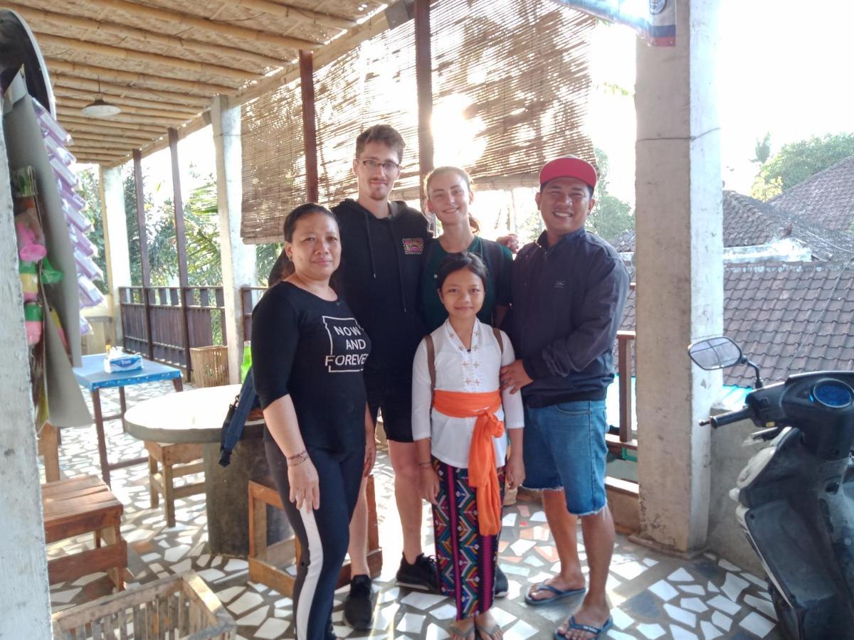 Buana Asti Homestay Selemadeg Exteriör bild